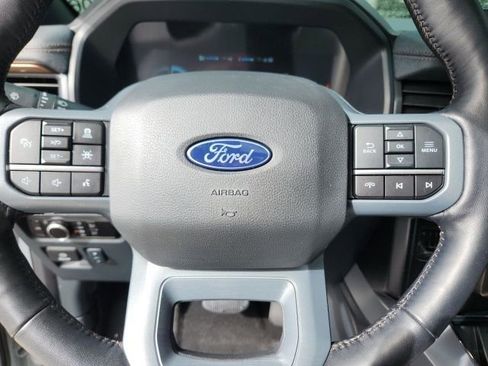 Used 2024 Ford F150 Lightning Lariat image 18