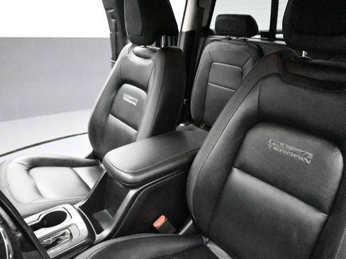 Used 2018 GMC Canyon All Terrain w/ Trailering Package AWD/4WD image 24