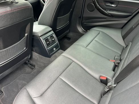 Used 2018 BMW 330e w/ Convenience Package image 5