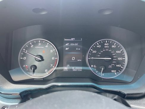 Used 2022 Subaru Outback Premium AWD/4WD image 27