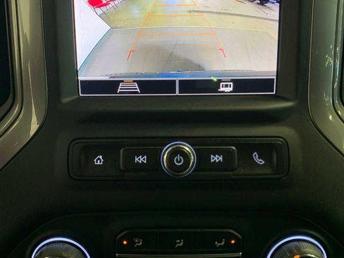 Used 2022 Chevrolet Silverado 1500 Custom w/ LPO, Dark Essentials Package image 5