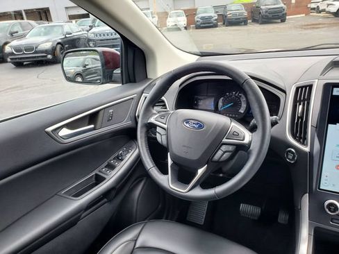 Used 2023 Ford Edge SEL w/ Convenience Package AWD/4WD image 8