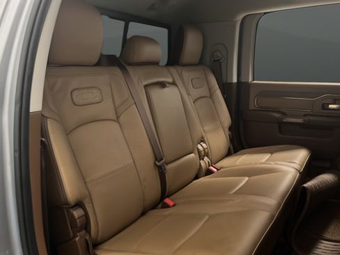 Used 2023 RAM 2500 Limited AWD/4WD image 23