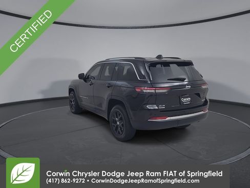 Used 2022 Jeep Grand Cherokee Limited image 13