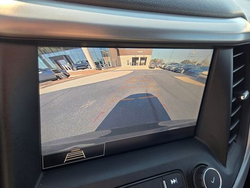 Used 2020 GMC Acadia AT4 image 21