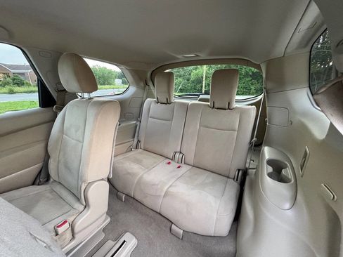 Used 2014 Nissan Pathfinder SV image 25