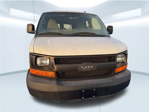 Used 2014 Chevrolet Express 2500 LS image 4