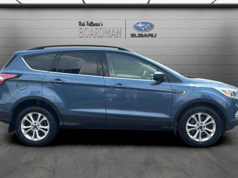 Used 2018 Ford Escape SE AWD/4WD image 3