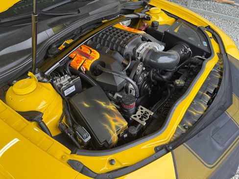 Used 2011 Chevrolet Camaro SS w/ RS Package image 19