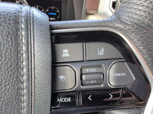 Used 2023 Toyota Sequoia Capstone AWD/4WD image 25