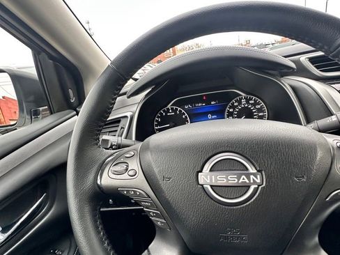 Certified 2024 Nissan Murano SV image 18