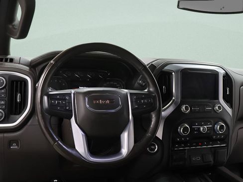 Used 2019 GMC Sierra 1500 SLT w/ SLT Premium Plus Package AWD/4WD image 9