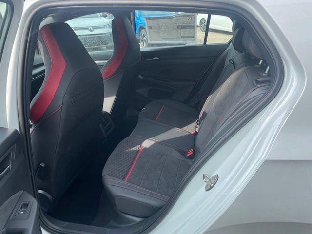 New 2026 Volkswagen GTI SE FWD image 15