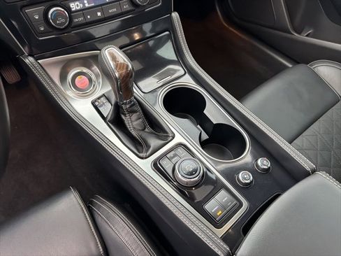 Used 2017 Nissan Maxima Platinum image 22