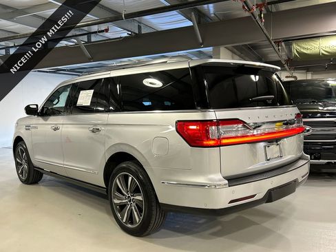 Certified 2019 Lincoln Navigator L Reserve image 4