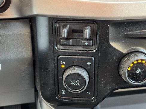 Used 2026 Ford F250 XLT w/ FX4 Off-Road Package image 31