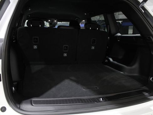 Used 2022 Jeep Grand Cherokee Altitude image 24