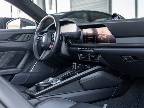 Used 2025 Porsche 911 Carrera GTS image 47