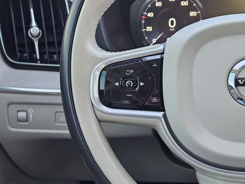 Used 2021 Volvo XC60 T5 Inscription w/ Advanced Package image 29