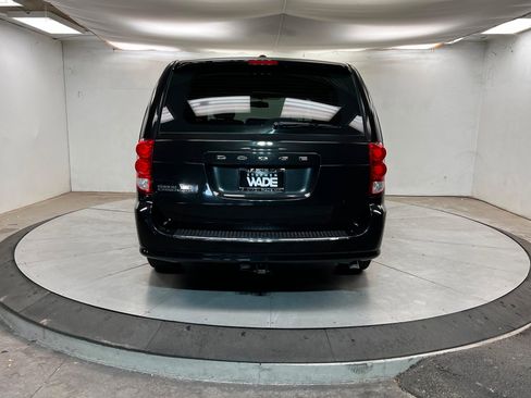 Used 2014 Dodge Grand Caravan American Value Package w/ UConnect Hands-Free Group image 4