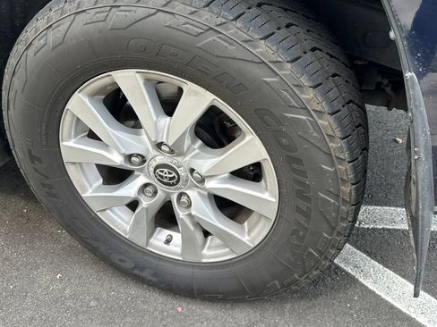 Used 2019 Toyota Land Cruiser AWD/4WD image 13
