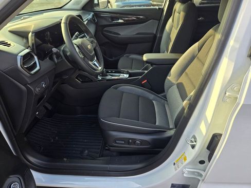 New 2026 Chevrolet TrailBlazer LT w/ Convenience Package image 15
