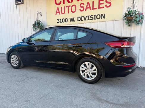 Used 2018 Hyundai Elantra SE FWD image 9