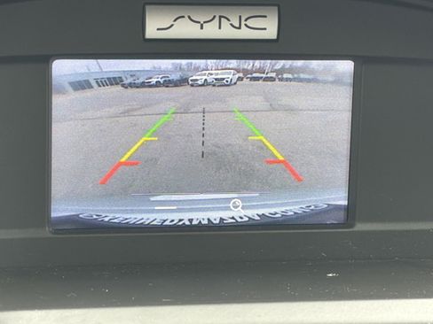 Used 2016 Ford Escape SE image 16