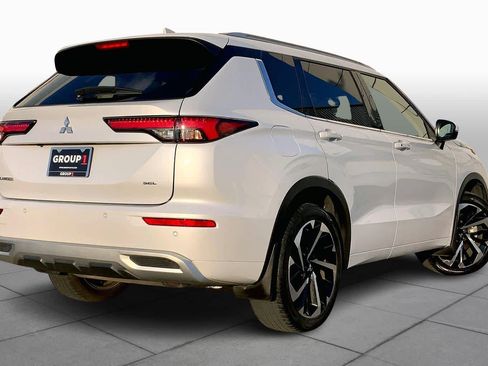 Used 2023 Mitsubishi Outlander SEL image 10