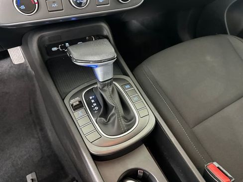 Used 2026 Hyundai Kona SE image 39