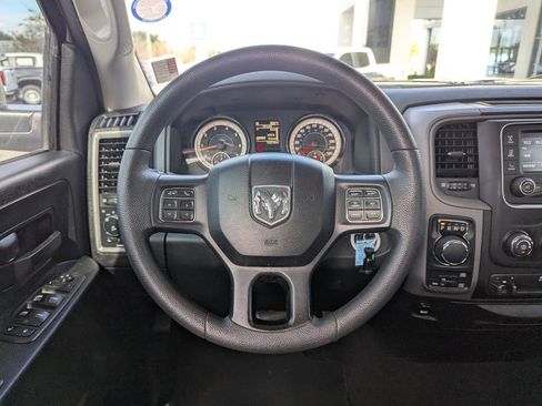 Used 2018 RAM 1500 Express w/ Express Value Package image 11