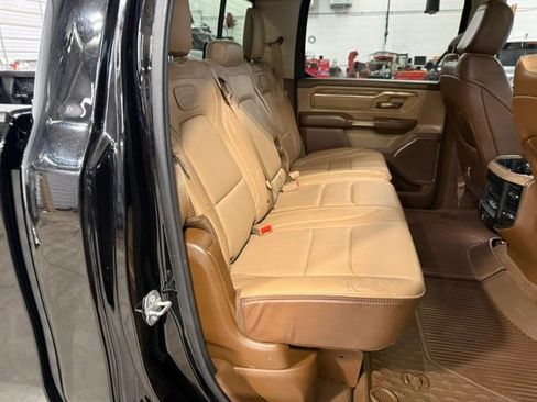 Used 2020 RAM 1500 Longhorn AWD/4WD image 16