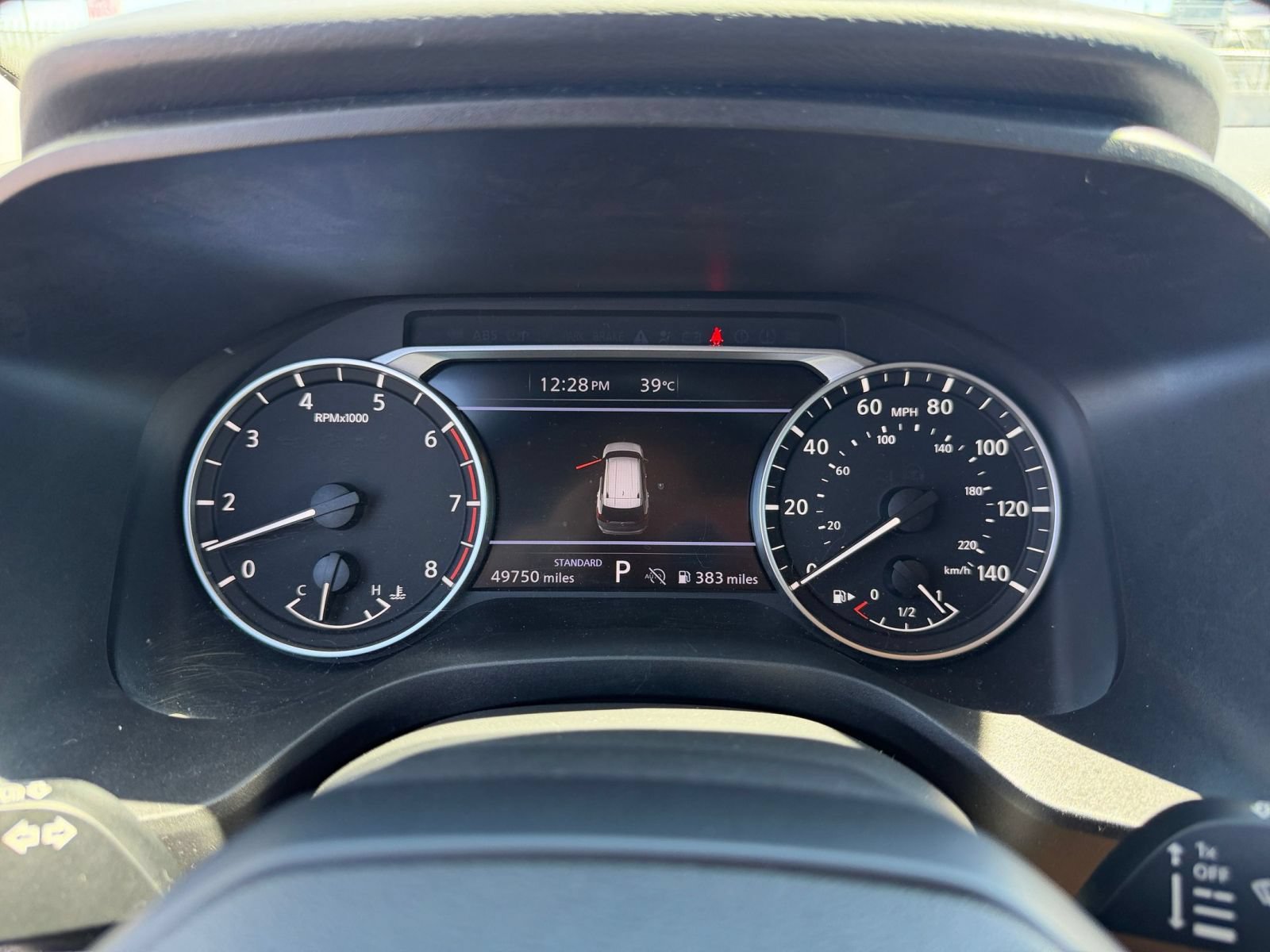 Used 2025 Nissan Rogue SV FWD image 40