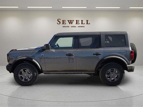 New 2025 Ford Bronco Big Bend image 2