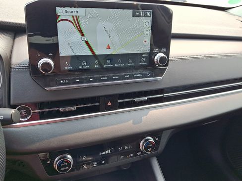 Used 2023 Mitsubishi Outlander SE AWD/4WD image 15