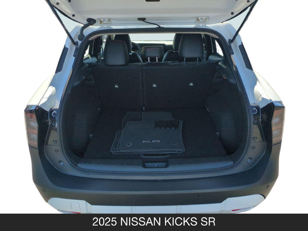 Used 2025 Nissan Kicks SR FWD image 23
