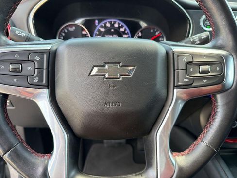 Certified 2021 Chevrolet Blazer RS w/ Enhanced Convenience Package FWD image 17