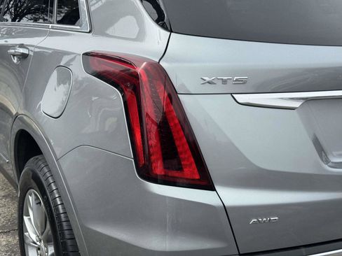 Certified 2023 Cadillac XT5 Premium Luxury image 11