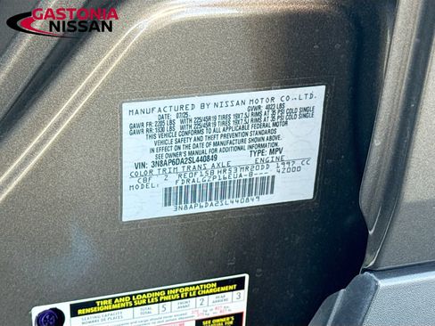 Used 2025 Nissan Kicks SR FWD image 39