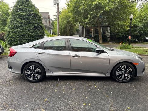 Used 2016 Honda Civic EX-L image 6