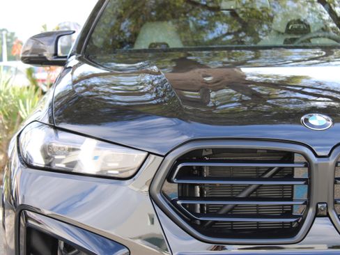 Used 2026 BMW X6 M Competition w/ Executive Package image 14