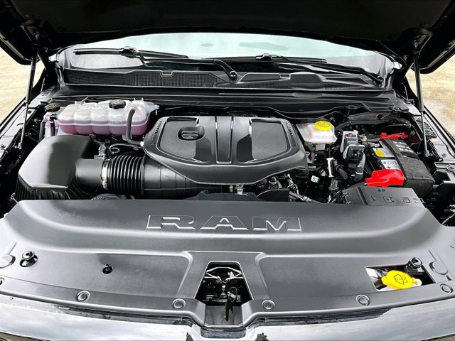 Used 2026 RAM 1500 Big Horn AWD/4WD image 11