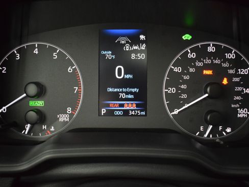 Used 2025 Toyota Corolla Cross AWD Hybrid w/ Moonroof Package image 17