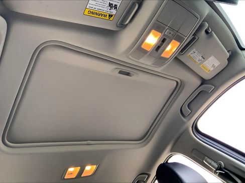 Used 2023 MAZDA CX-5 AWD 2.5 S w/ Premium Plus Pkg image 12