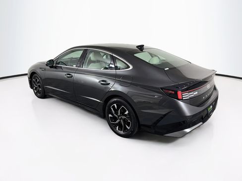 Used 2025 Hyundai Sonata SEL FWD image 5