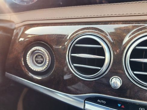 Used 2018 Mercedes-Benz S 560 Sedan image 87