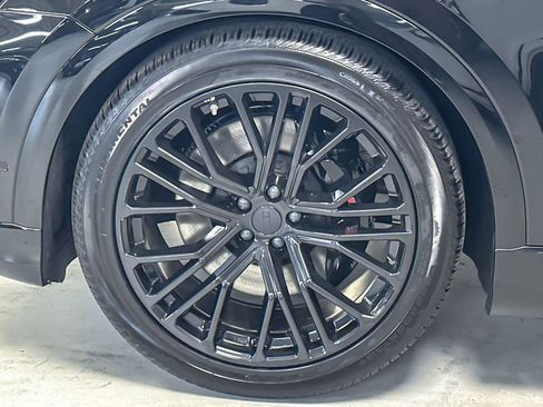 New 2026 Audi SQ8 Premium Plus image 25