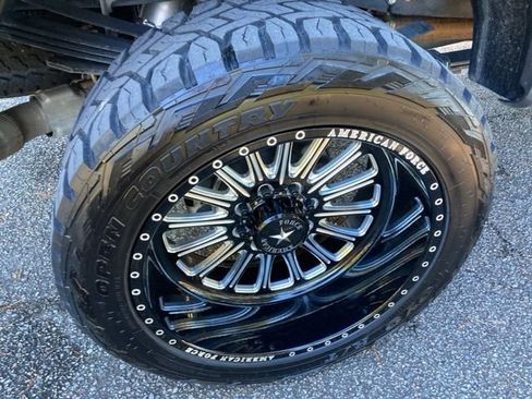 Used 2024 Ford F350 Limited w/ FX4 Off-Road Package image 17