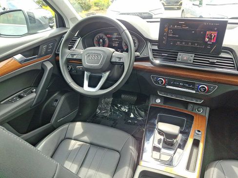 Used 2023 Audi Q5 2.0T Premium Plus w/ Premium Plus Package AWD/4WD image 15