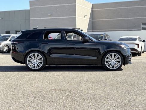 Used 2023 Land Rover Range Rover Velar R-Dynamic S image 27